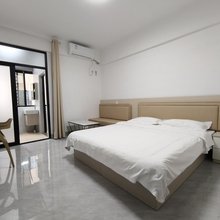 艾尚民宿(烧灰工业区店)