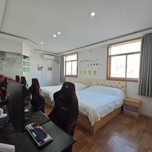 二府青年电竞酒店(西安钟鼓楼回民街店)