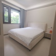 爱撸猫的CC公寓(瘦西湖隧道分店)
