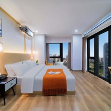 美昕民宿(重庆光环购物公园重光地铁站店)