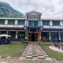 美聚山庄(三千八百坎店)