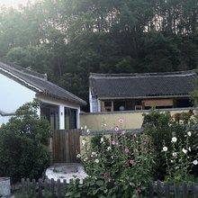 陌也·谽炁山房