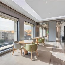 金钧酒店(西安钟楼地铁站回民街店)