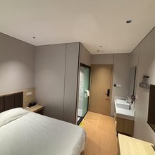 伯爵精品酒店(玄武湖景区鼓楼地铁站店)