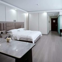 马尔康圣地阳光酒店