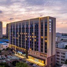 希岸酒店(威海火炬八街国际海水浴场店)