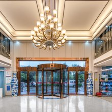 武汉云嘉酒店(苏宁东西湖物流基地店)