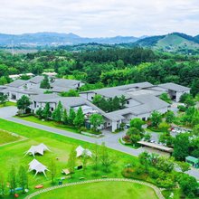 安吉绿郡龙山驿酒店