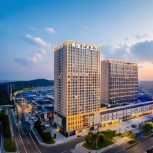 角度艺术酒店(蚌埠万达广场银泰城店)