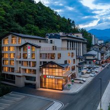 柏曼酒店(神农架迎宾大道店)