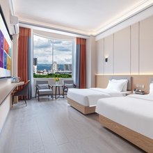 易门龙泉国家森林景区仁和酒店(龙泉文化广场店)
