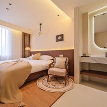 陶本然·Designer·茶屿微光丨影音美宿(陶溪川文创街区店)