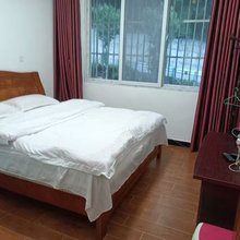 宝兴中岗农家住宿
