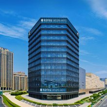 桃园季酒店(南京竹山路地铁站龙湾天街店)