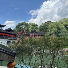 岸上音乐民宿(芙蓉镇瀑布店)
