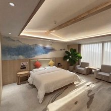 华庭精选酒店(宁洱东门路店)
