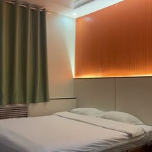 云语美宿(兰州万达广场新港城店)