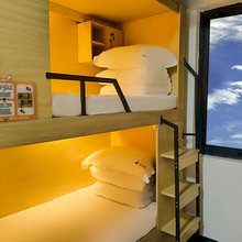 三只猫青年旅舍(亳州高新万达店)