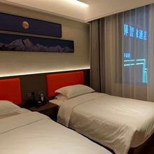如家UP华驿智旅酒店(菏泽东明火车站万福公园店)