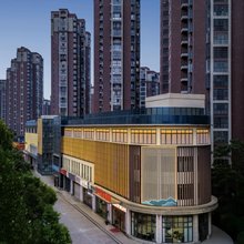 万兴精品酒店(六安银泰百货购物中心店)
