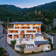 隆康里·Hot spring私汤·溯野隐奢·度假美墅
