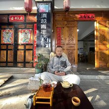 滇越青年旅舍(建水古城临安府署店)