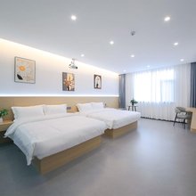 羽悦酒店(洛阳龙门高铁站宝龙广场店)