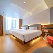 德尔·住吧AESTHETIC·DREAMER空间美学设计酒店(中山西路店)
