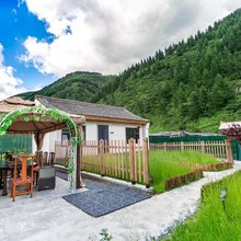 雾隐·山舍民宿(五台山风景名胜区店)
