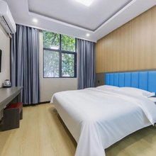慧雅酒店(郑州二七广场人民路地铁站店)
