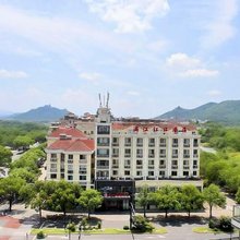 满江红酒店(江山市第二中学江山中学店)