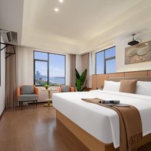 欣悦江景美宿(长沙五一广场IFS国金中心店)