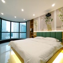 植觉民宿(南京新街口地铁站店)