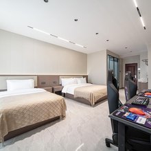优嘉MAX电竞酒店(红旗街这有山店)