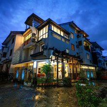 桂林栖迟鲁家民宿(芦笛岩店)