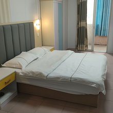 金源公寓(谢岗广场店)