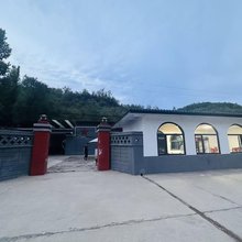 南泥湾王毛毛农家院