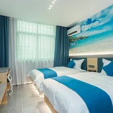 鹿鸣民宿(小漠汽车工业园店)