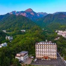 罗田丽景湾度假山庄(天堂寨景区)
