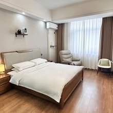 烟雨阁民宿(扬州东关街何园店)