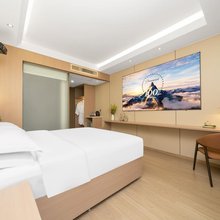 希悦轻雅酒店(金堂店)