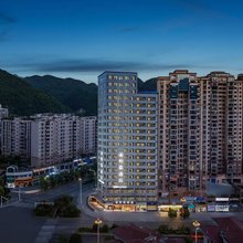 织金恒泰酒店(金玉龙城官塘桥店)