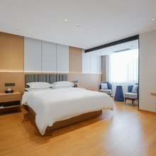 昭鹤大酒店(昭通锦海建材家居城合景广场店)