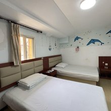 洪鑫宾馆(黄鹤楼户部巷店)