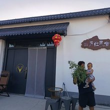 万红民宿(精河托托镇店)