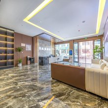 亚诺酒店