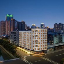 泉州古城丰泽广场亚朵酒店