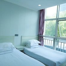 俊发宾馆(南京龙眠大道地铁站店)
