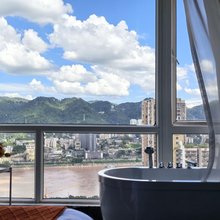 麦桔·云幔Sunny江景民宿(重庆解放碑洪崖洞店)