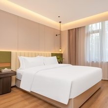 柏玥岚庭酒店(成都西站青羊万达店)